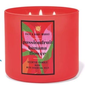 1 PASSIONFRUIT & BANANA FLOWER SCENTED 14.5 OZ 3 WICK BATH BODY WORKS WHITE BARN